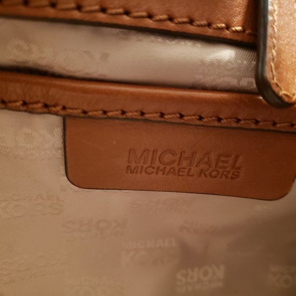 Michael Kors Logo Purse - Picture 7 of 7